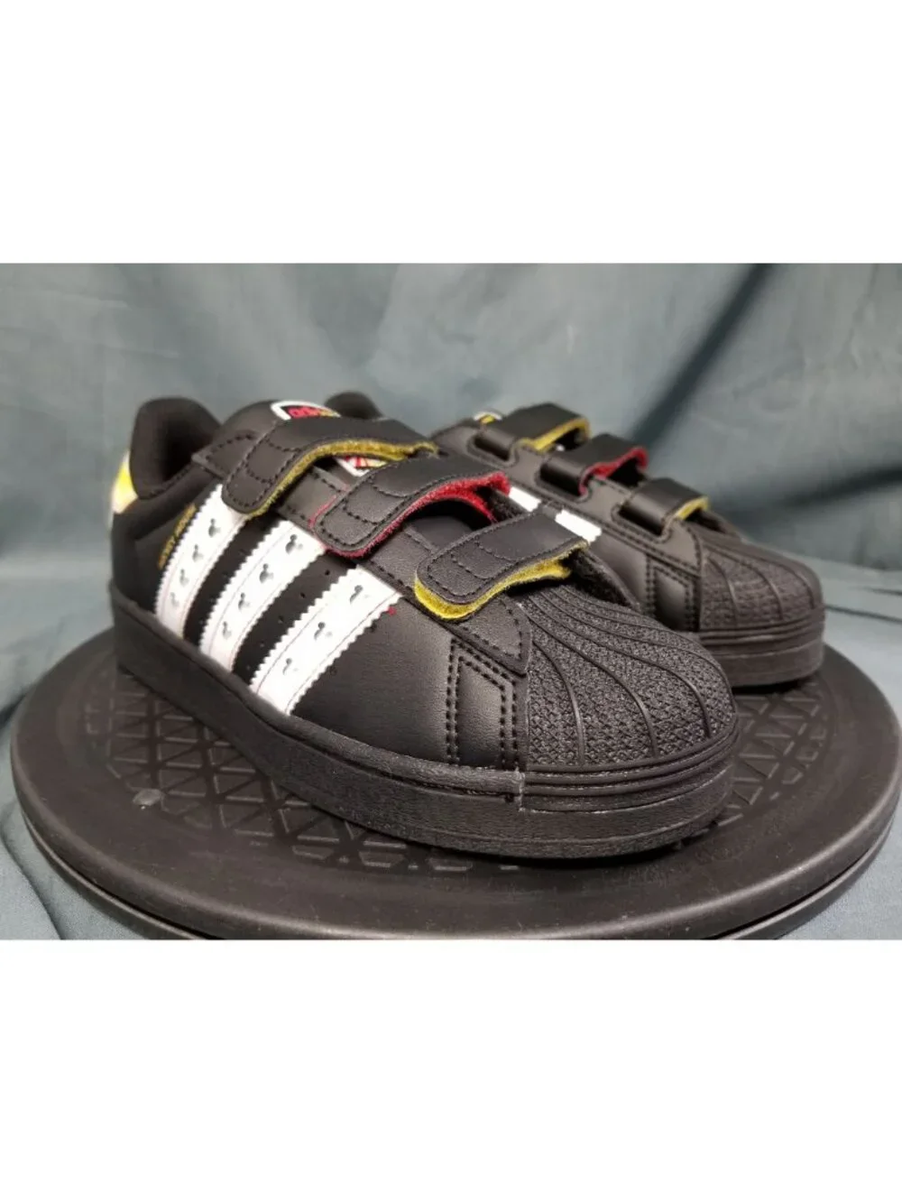 Adidas Superstar (PS) LED Lights Disney Mickey Mouse Kids Size 2.5 NEW NO BOX!